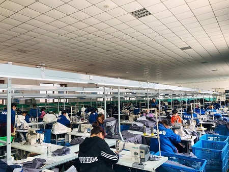 附近哪里有卖劳保的地方